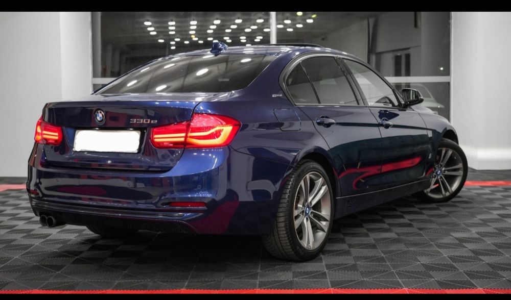 BMW seria 3 ,330e hybrid