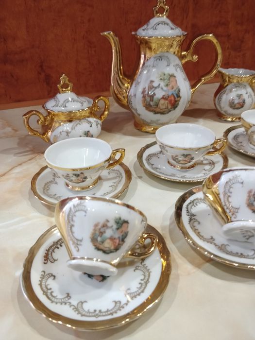 Порцеланов Позлатен сервиз Bavaria