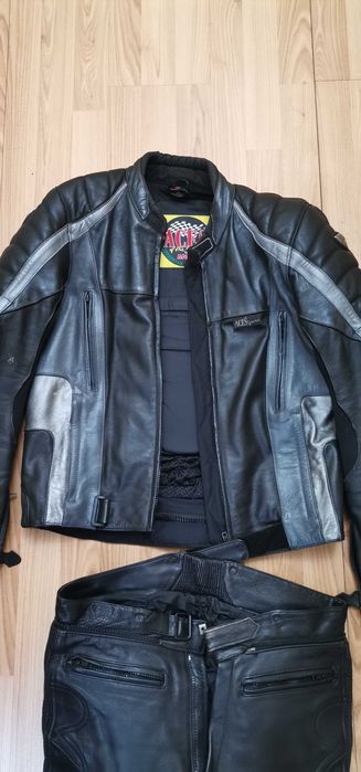 Екип, облекло за мотор