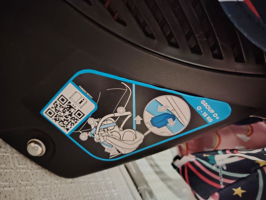 Столче за кола Cosato 0-13 кг.