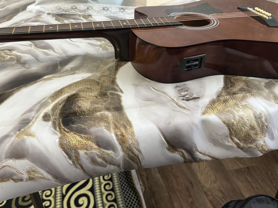 Элекроакустически гитара