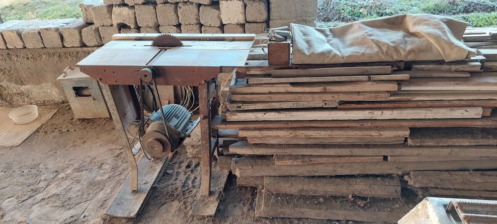 Васса ва утин сотилади