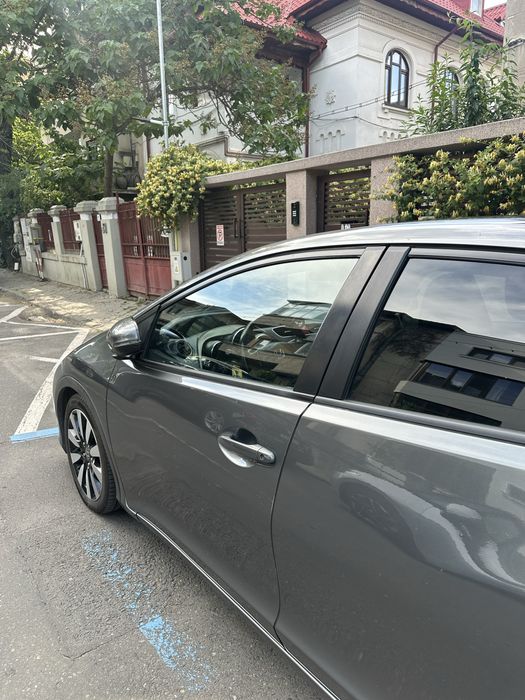 Honda Civic IX FK3 2014