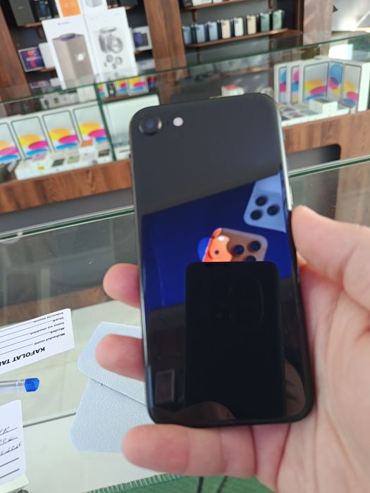 iPhone SE 2 ideal yengide 128 gb