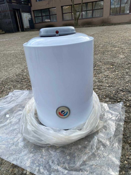 Vand boiler de 30 litri