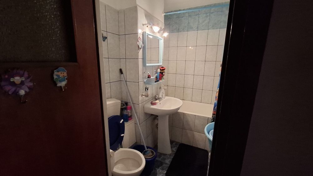 Vand apartament 2 camere - Bd. Basarabia sec 2