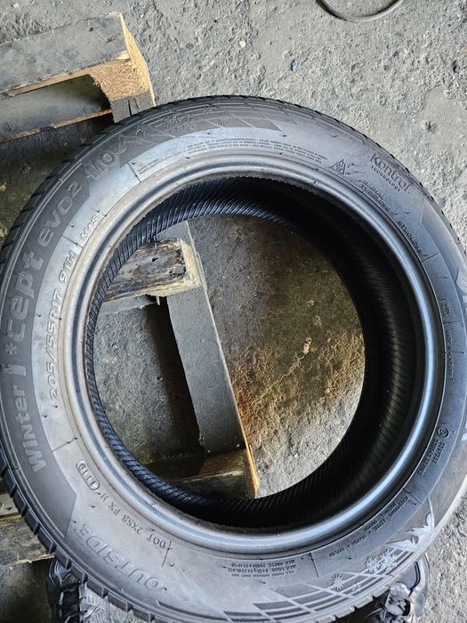 2 anvelope iarna 205 55 17 Hankook 2019