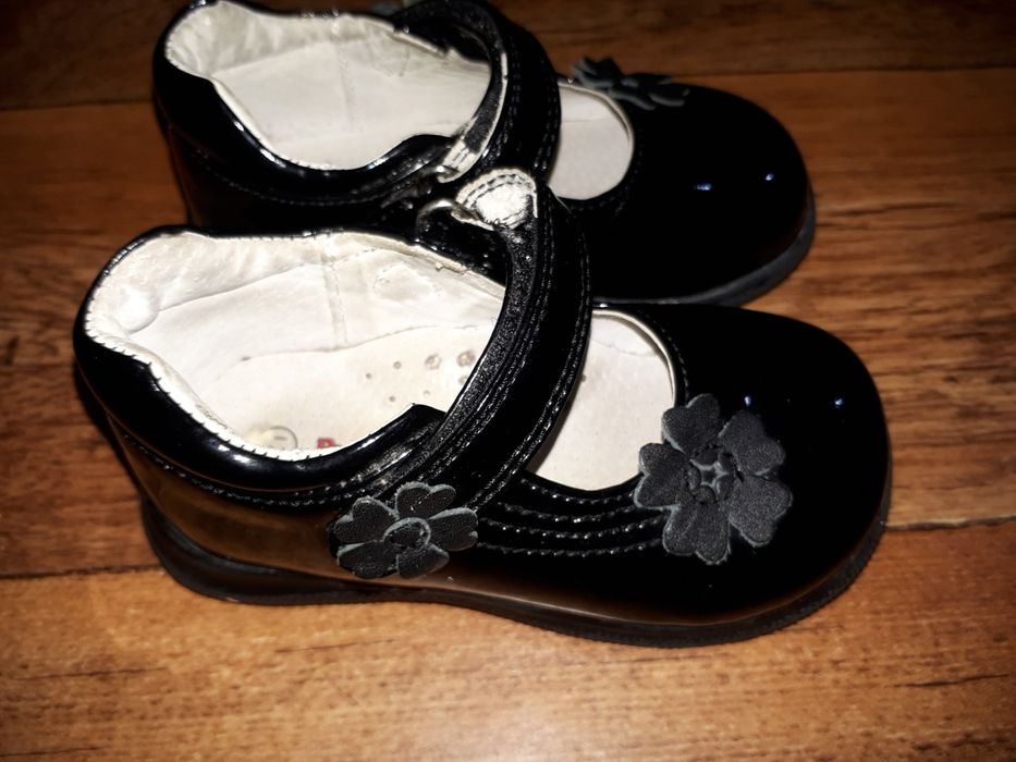 Продам туфли Bubblegummers