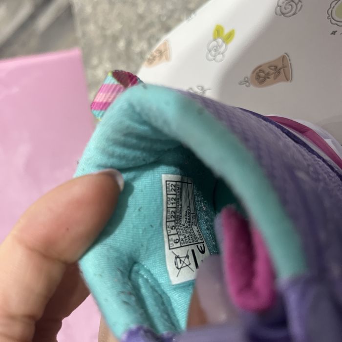 Детски боти Skechers (22 размер) - като нови