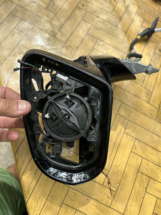 Oglindă stânga mercedes e class coupe w238.cod:a2388105901.