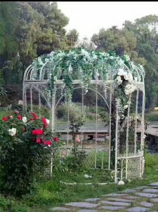 Декоративная беседка