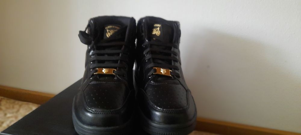 NEGOCIABIL Sneakers Plein sport 39