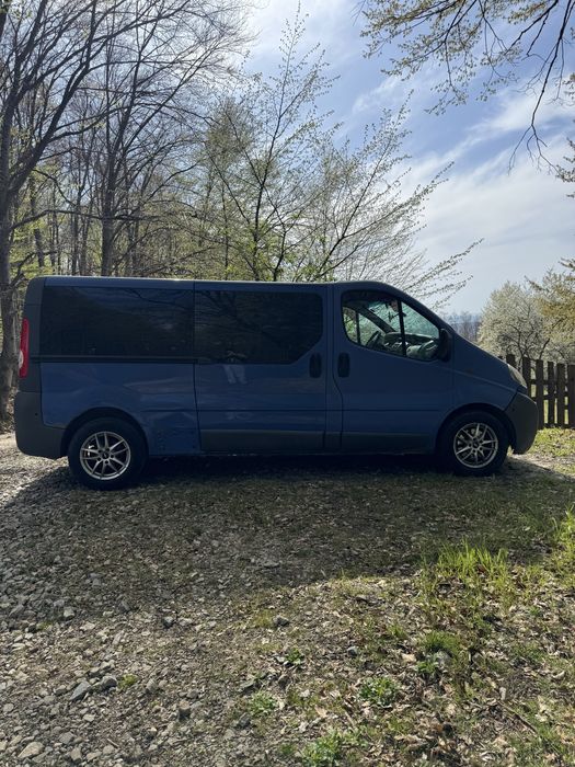 Opel Vivaro 1.9 CDTI 8+1