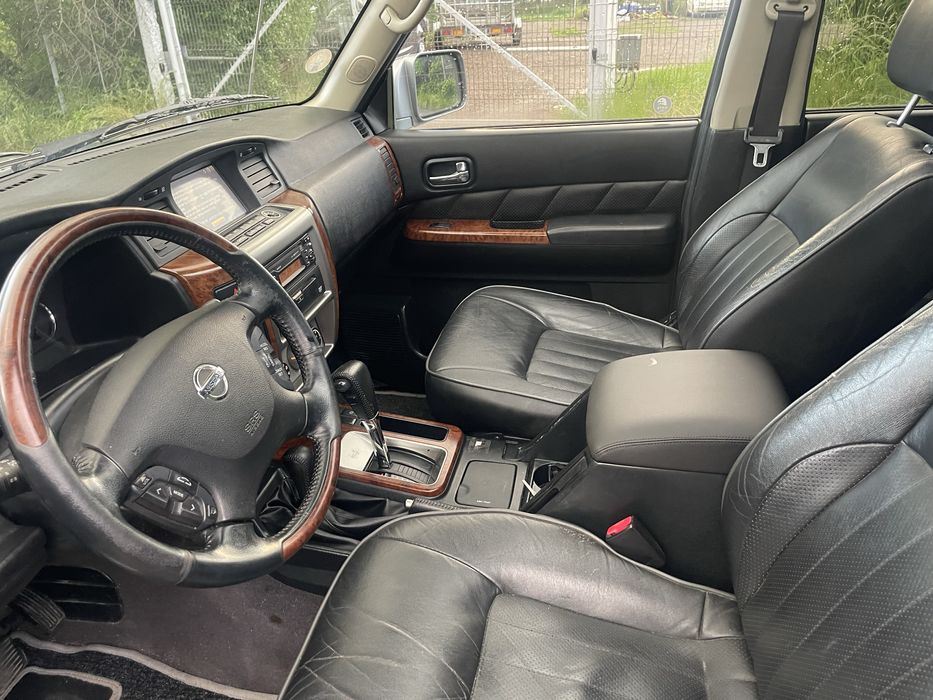 Nissan patrol. 3000 d automat