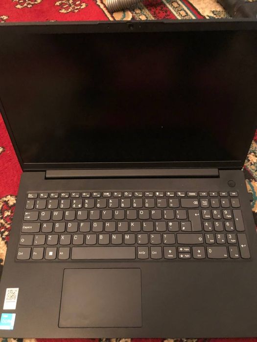 Kampiyuter lenovo sotiladi yengi xali