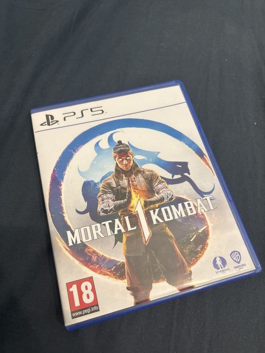 Продам мортал Комбат 1 на пс 5