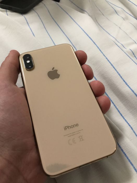 iPhone Xs gold в отличном состоянии