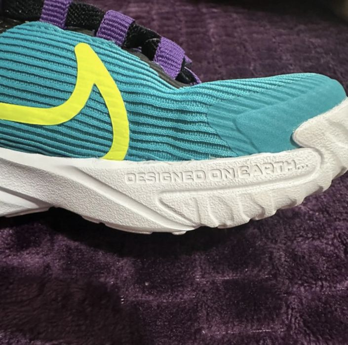 Pantofi sport - Nike, marimea 22