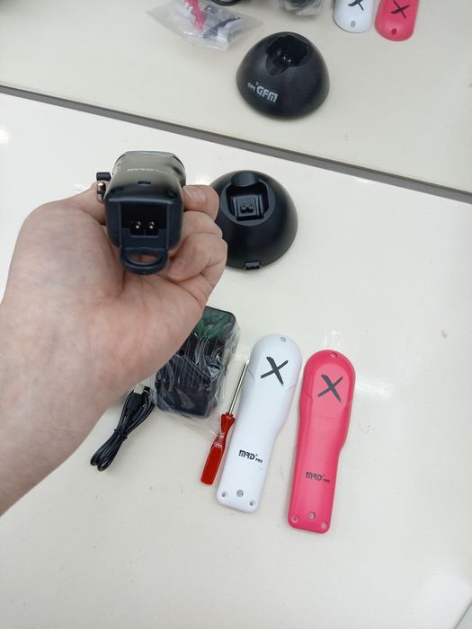 Срочно продам машинку для стрижки волос MRD pro