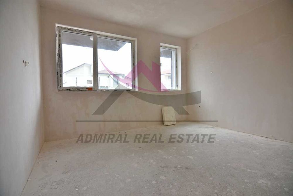 Продава се Тристаен апартамент в Варна, Възраждане 3 - 98 кв.м за 1541 €/кв.м - Снимка #2