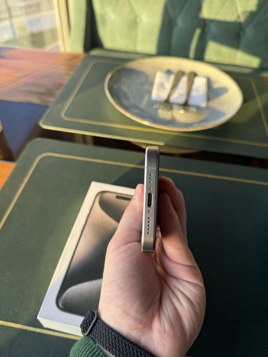 Продаётся Iphone 15 pro