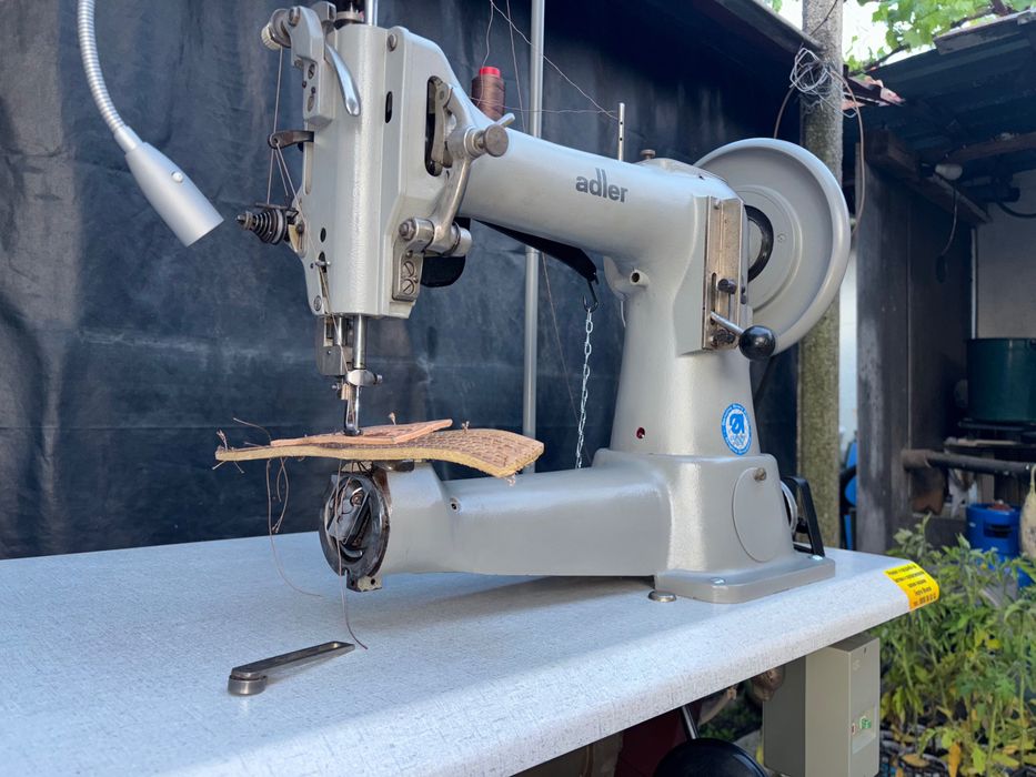 Сарашка шевна машина АДЛЕР