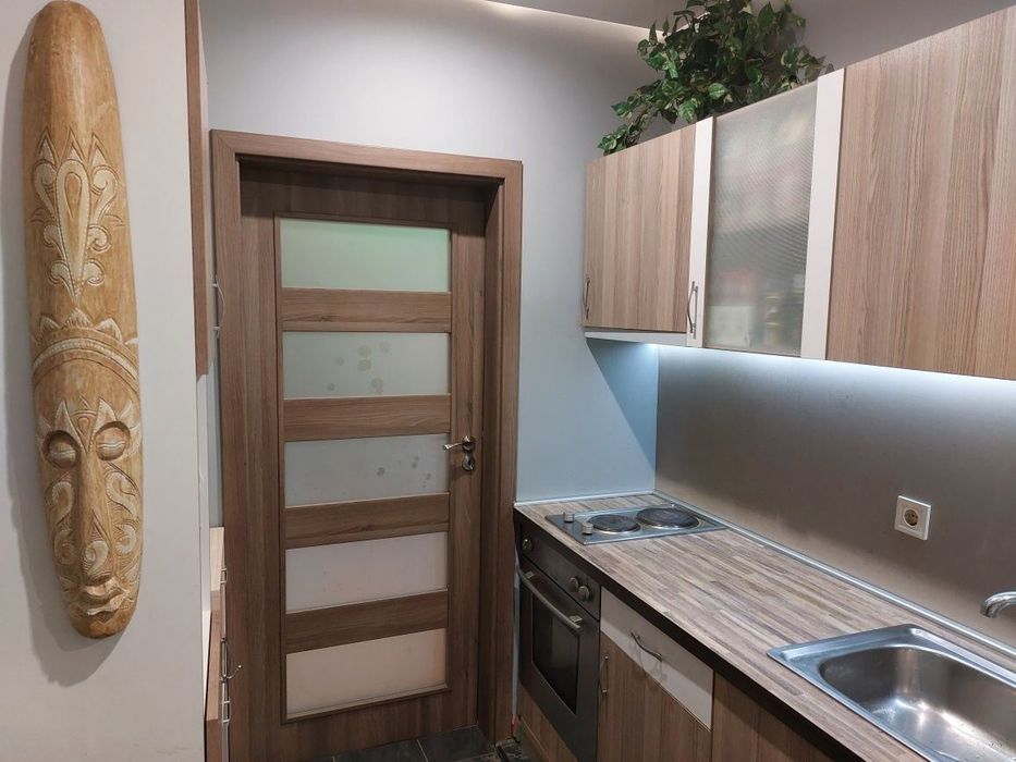 Дава се под наем Двустаен апартамент в София, Люлин 1 - 76 кв.м за 357 € - Снимка #2