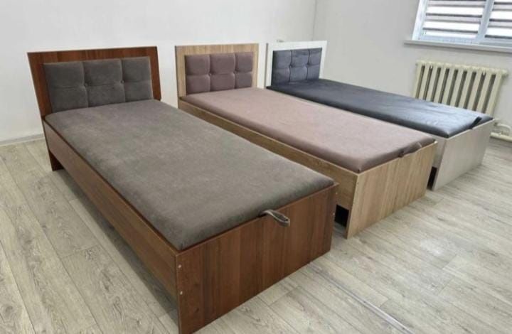 Кровать для спальни