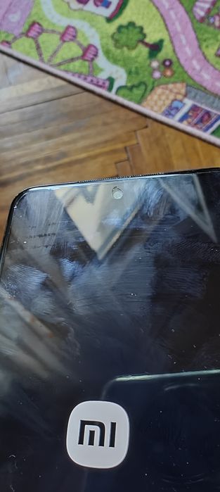 Redmi note 9 pro impecabil.