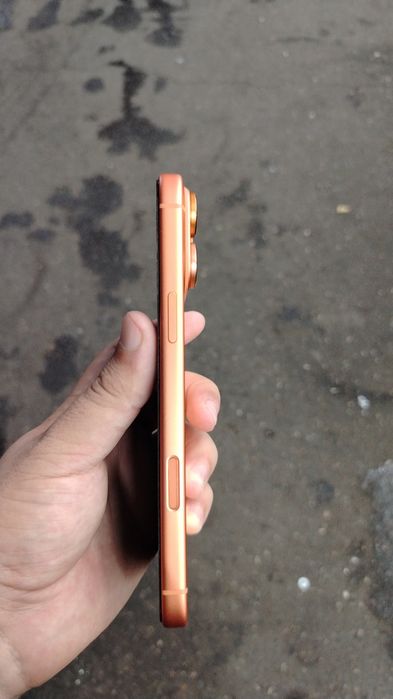 iPhone 17 pro max orange
