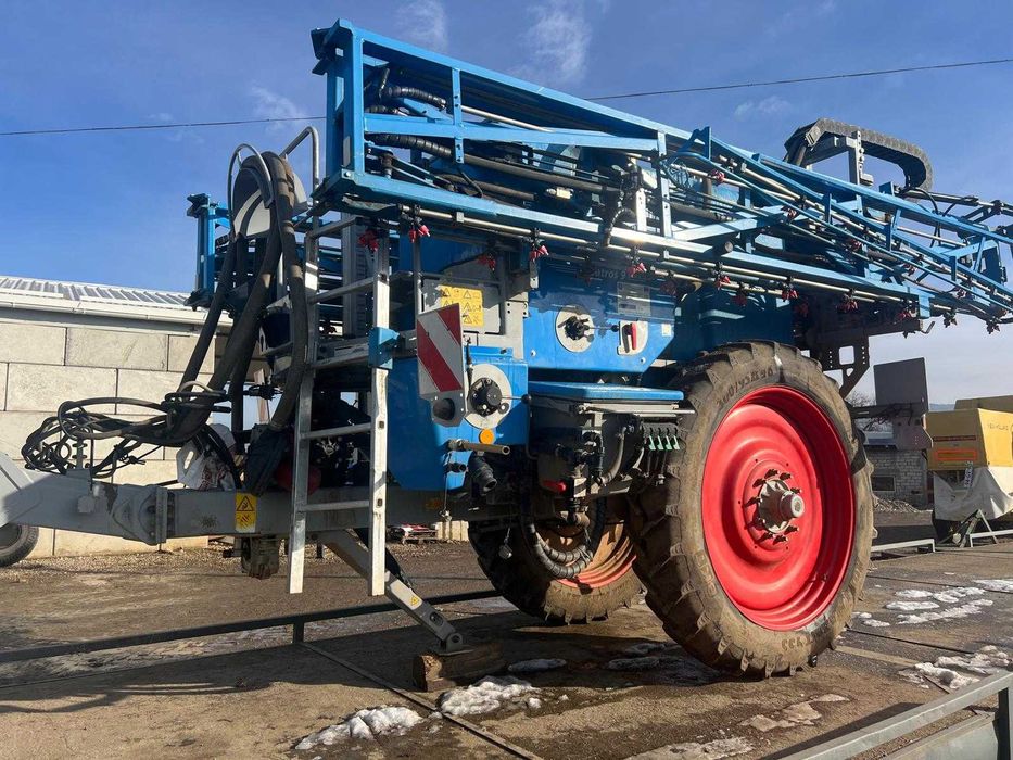 Прикачна пръскачка Lemken Albatros 9 – Ширина 24 м, 3000 л + Видео