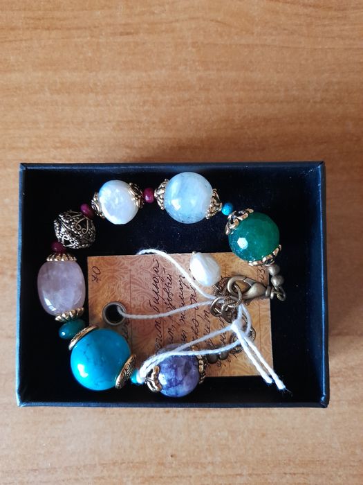 Продам браслет ручной  работы