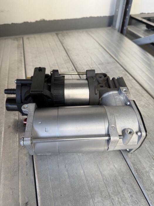 Compresor perne aer bmw seria7 g11 g12 g30 audi a7 c8 a8 d4 a6 c8 nou