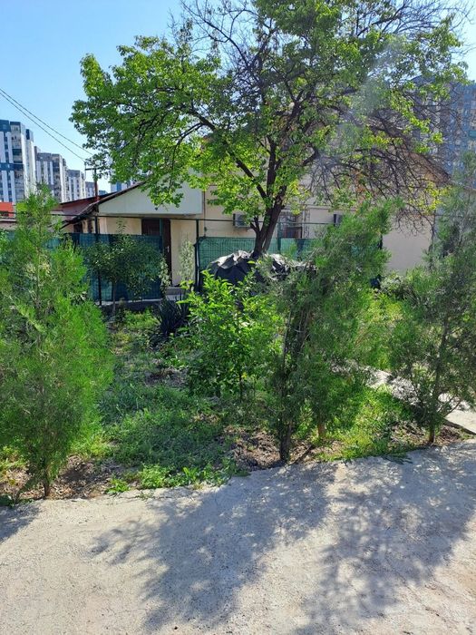 Срочно продажа коттеджа в яшнабадском районе 
Этажа 2
Сот 1.1
84 кв.м