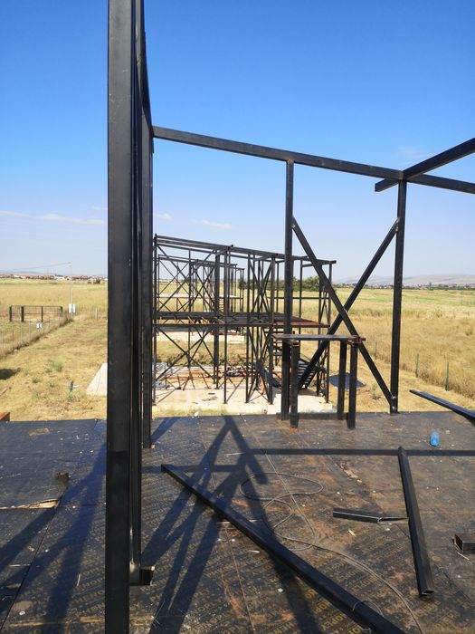 Изрзботка на метални конструкции и метални изделя