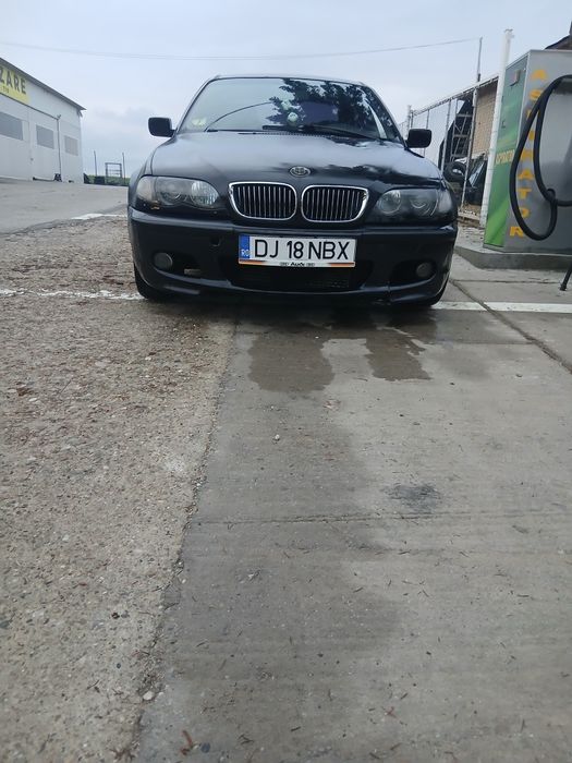 Vând BMW e46 seria 3 an 2003.     3.0diesel 204 cai.  Pentru mai multe detalii sunați  la nr 0768874200