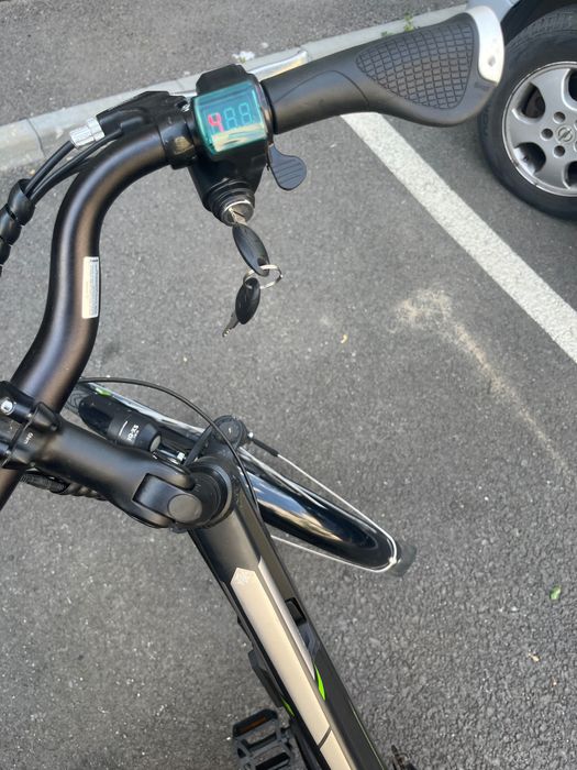 Bicicletă electrică