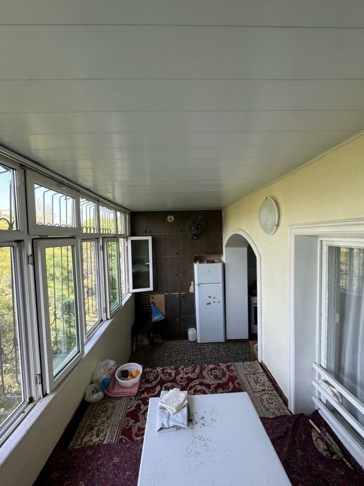 Юнусабад 4 Квартал Продается квартира 4/4/4 балкон 2х6 Кирпичный Дом