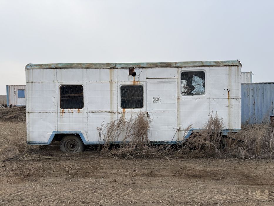 Вагончик контейнер жилой прицеп