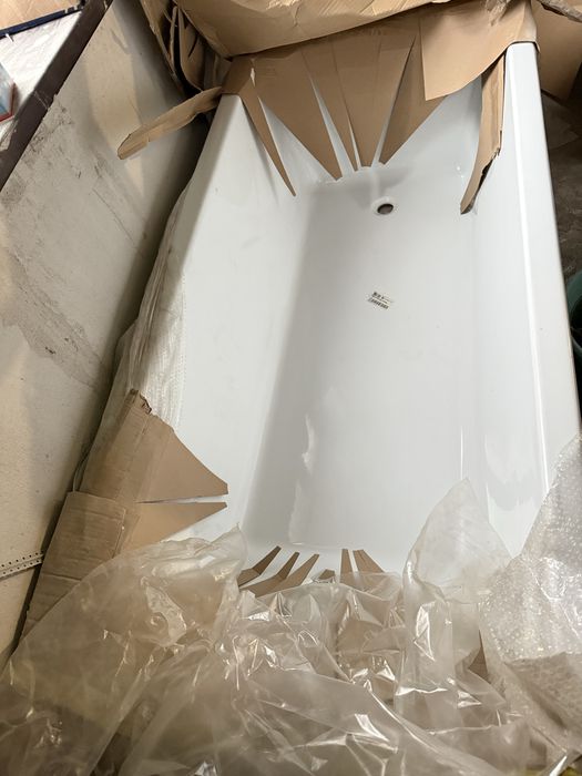 Продам новую ванную