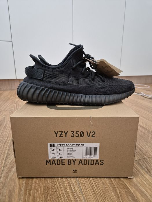 Yeezy 350 v2 onyx 46