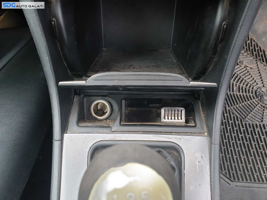 Scrumiera cu Bricheta Honda Accord 2002 - 2008 [C5947]