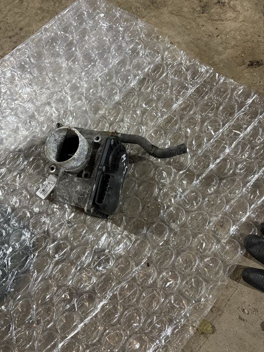 Mazda 5 2.0d 2007 година Дросел Клапа