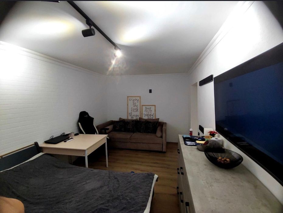 Продаётся 1/1/4 на м-в Ялангач