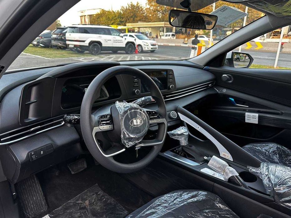 Elantra Base Plus 2025  от официального дистрибьютора в Узбекистане