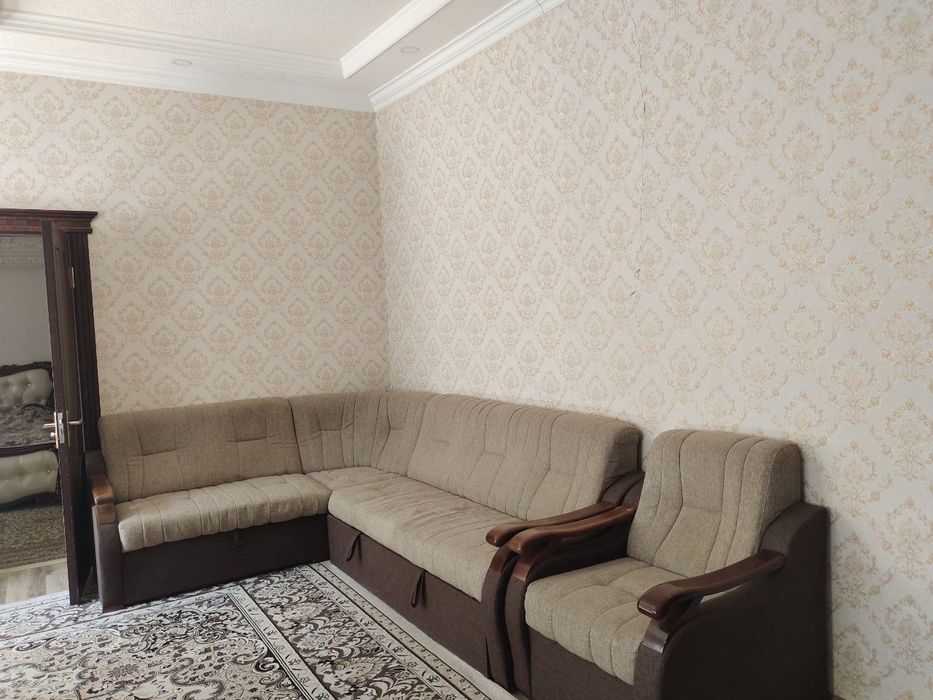 Продам диван уголок с креслами б/у
