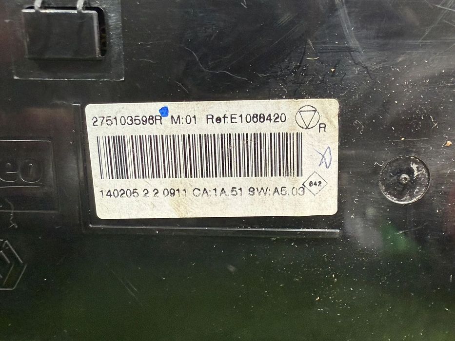 PANOU COMANDA CLIMA RENAULT MEGANE III B95 1.6 DIESEL 2014 COD OEM 275103596R 2008-2016