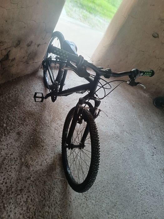 Vând bicicleta rockrider folosita