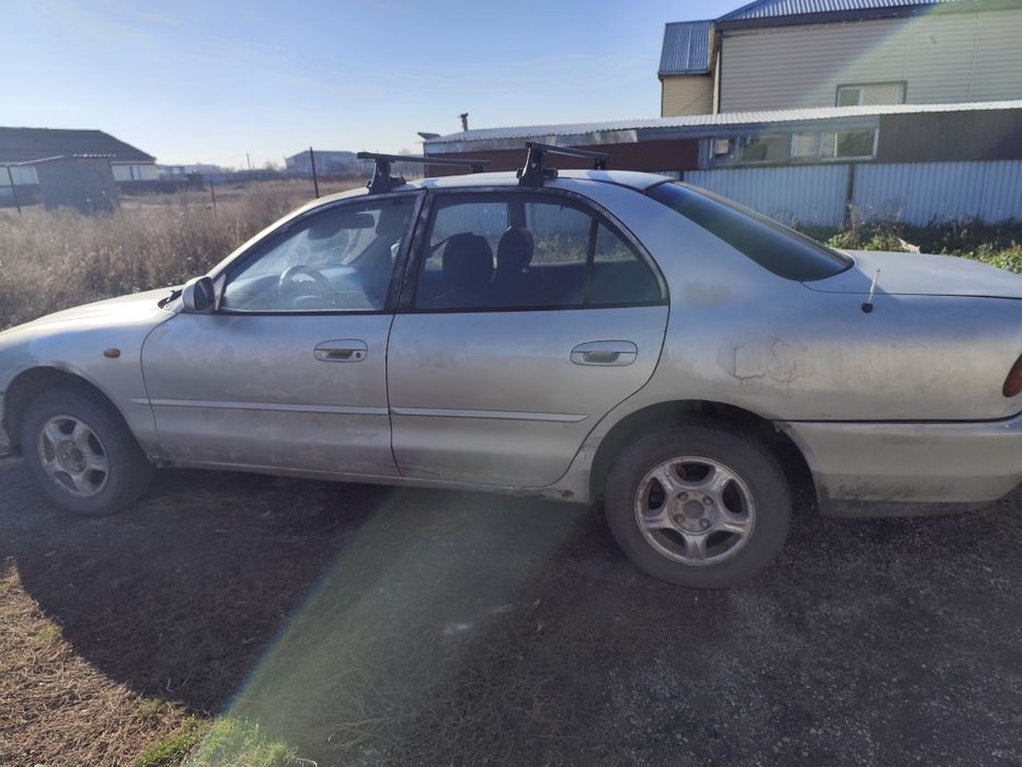 Mitsubishi Galant