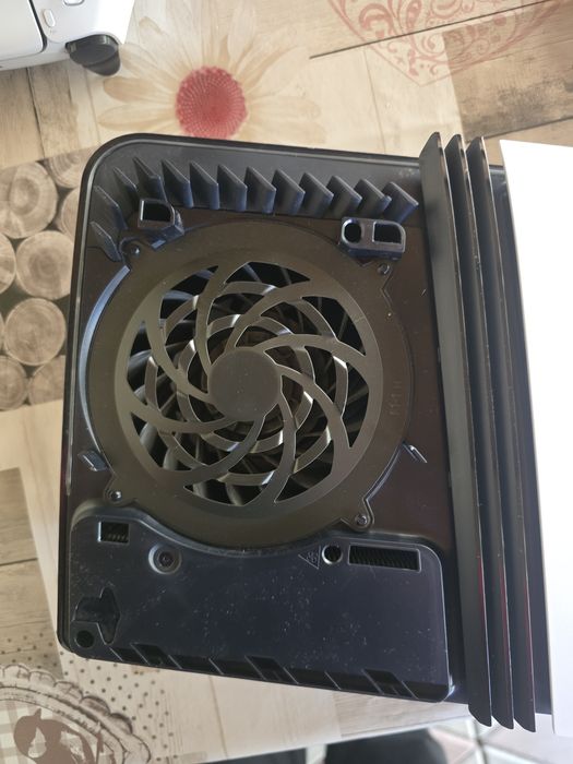 Ps5 pro fullbox( garantie 11.2027)
